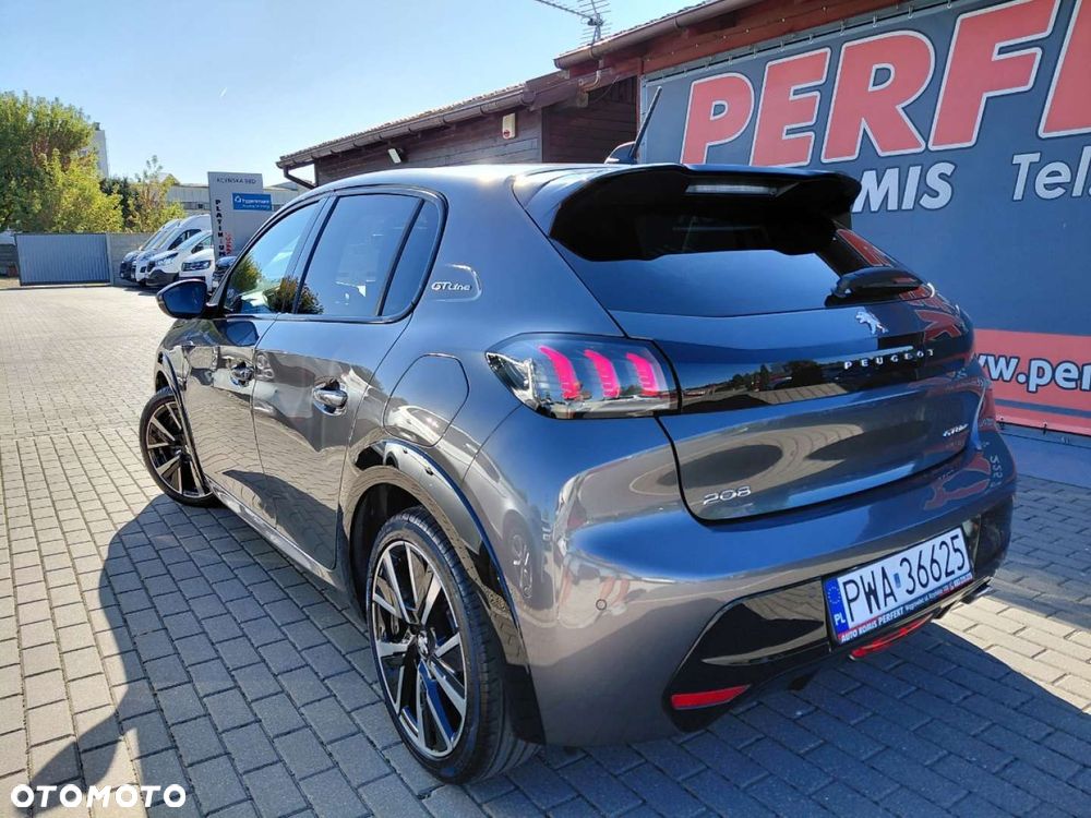 Peugeot 208 - 6