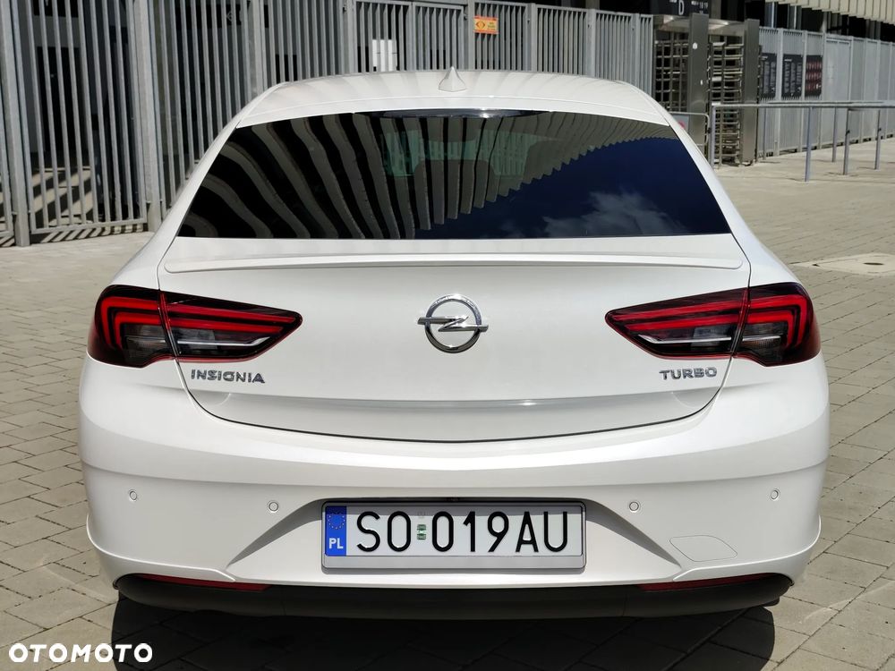 Opel Insignia 1.5 T Innovation S&S - 9