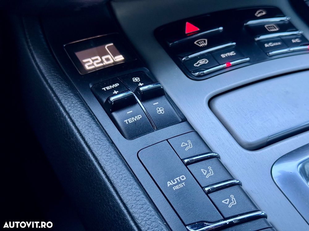 Porsche Cayenne Diesel Platinum Edition - 11