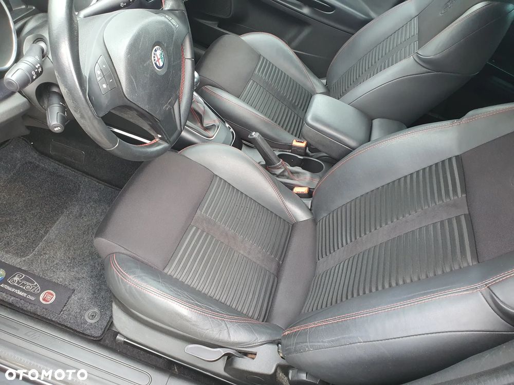Alfa Romeo Giulietta 1.4 TB 16V Turismo - 30