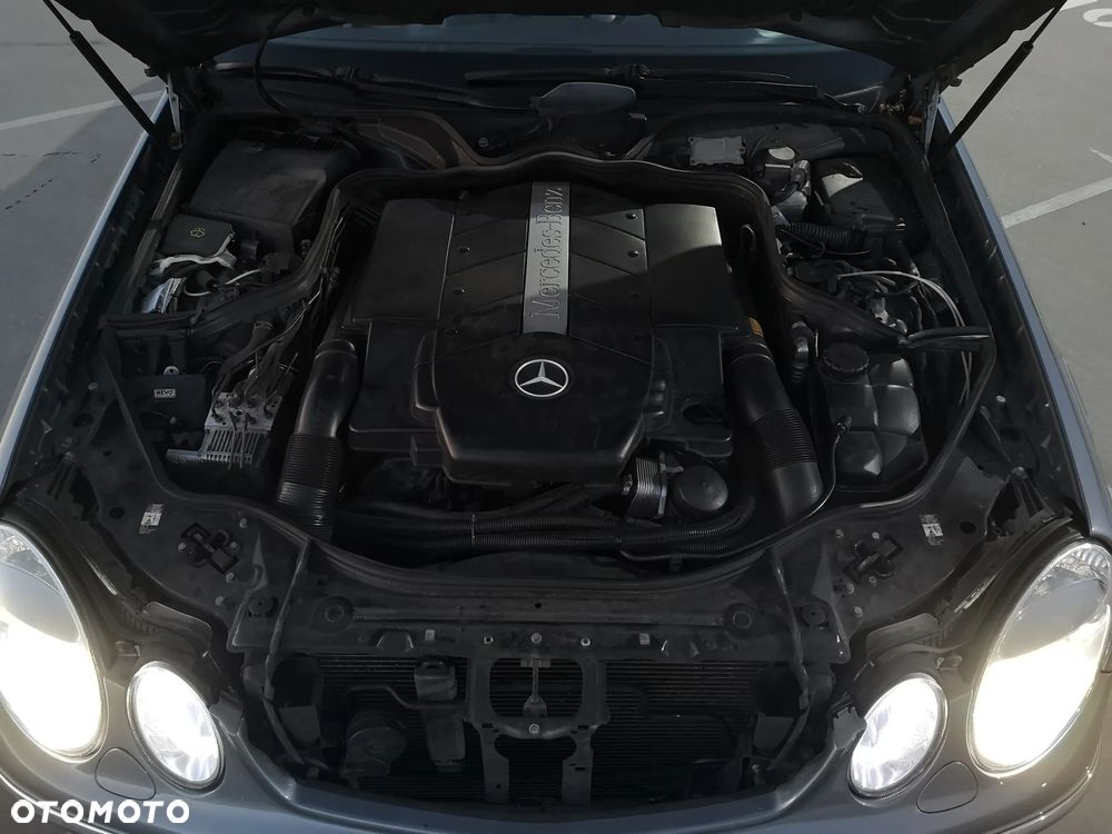 Mercedes-Benz Klasa E 500 Avantgarde - 26