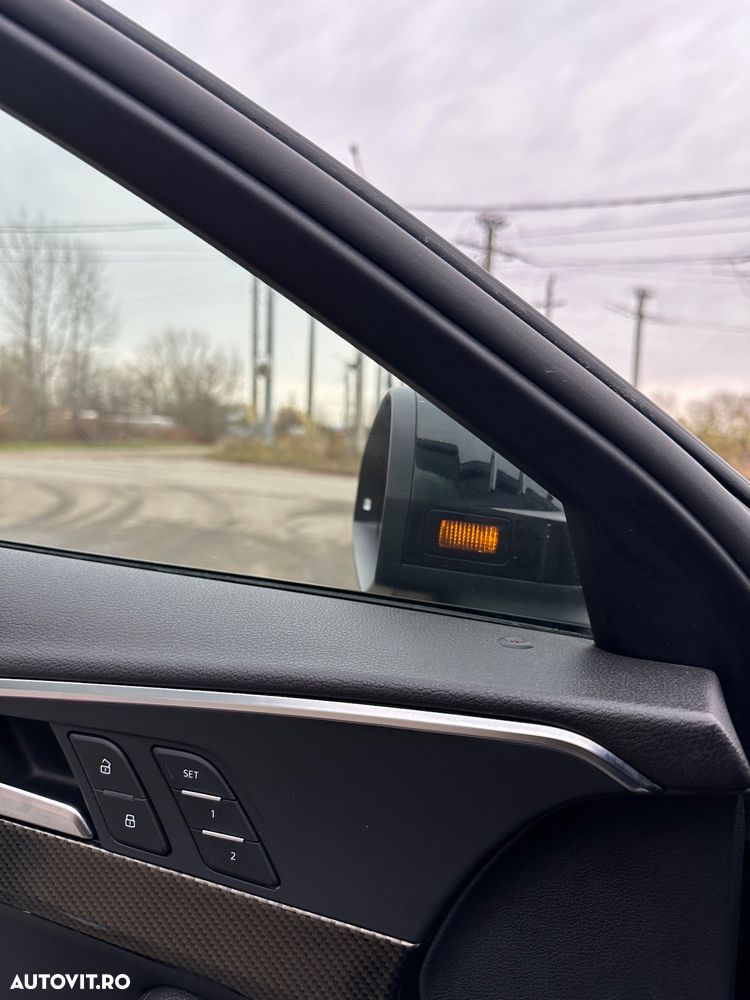 Audi A4 Avant 2.0 TDI S tronic - 18