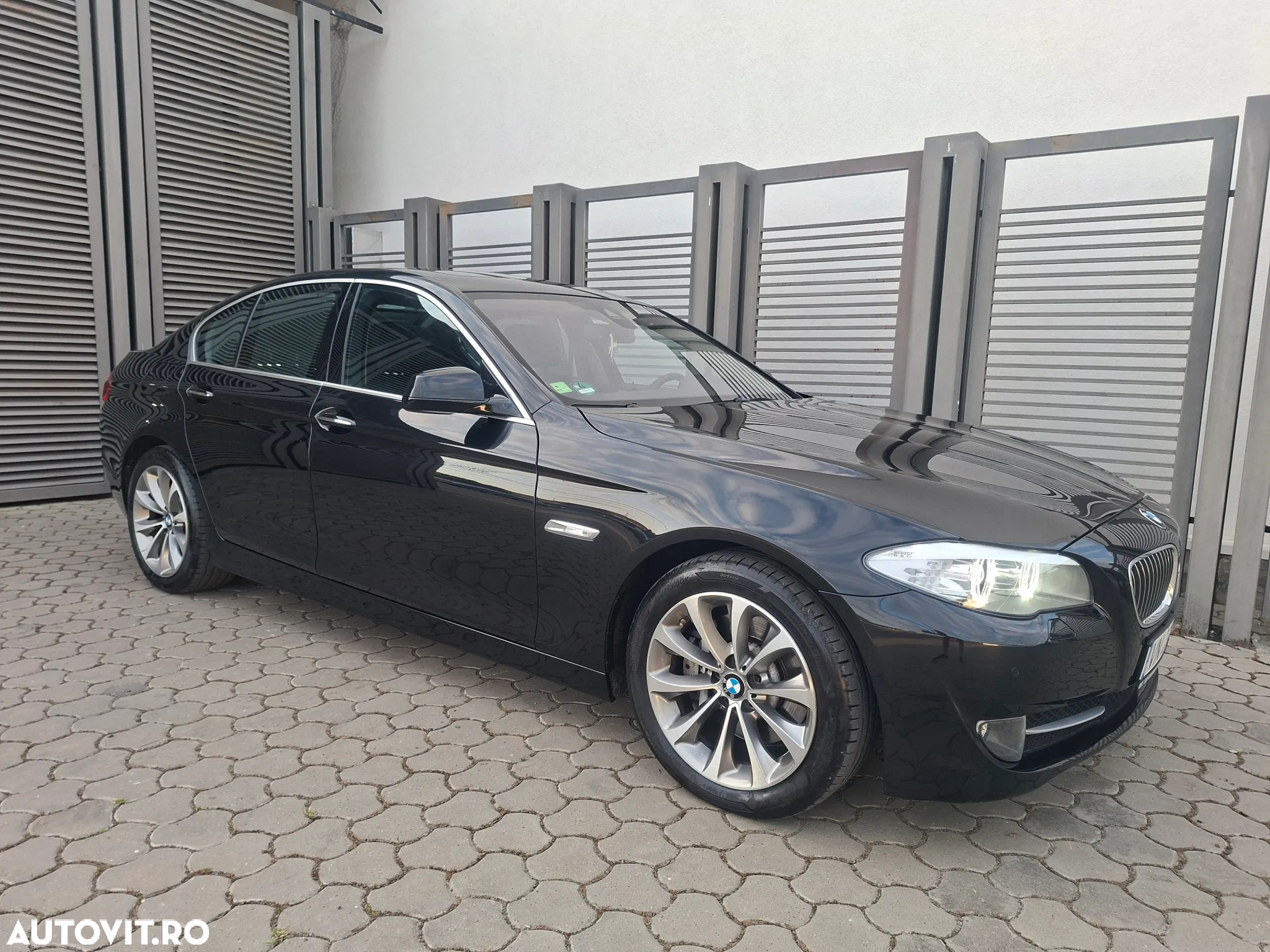BMW Seria 5 530d Sport-Aut. Luxury Line - 6