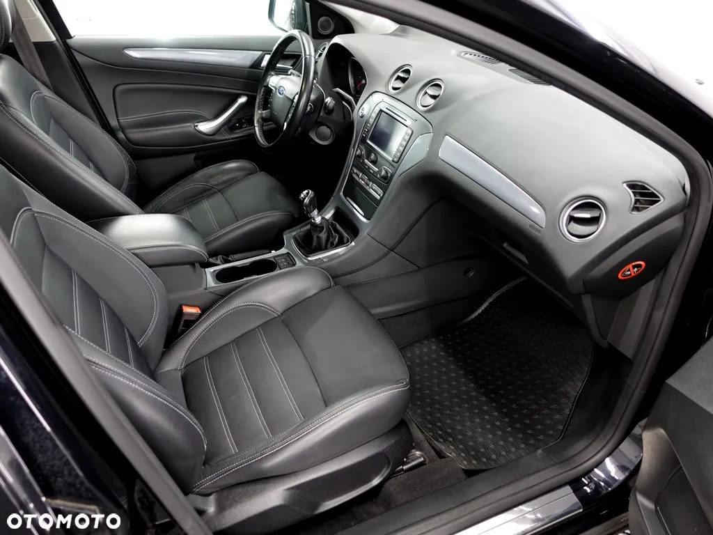 Ford Mondeo - 13