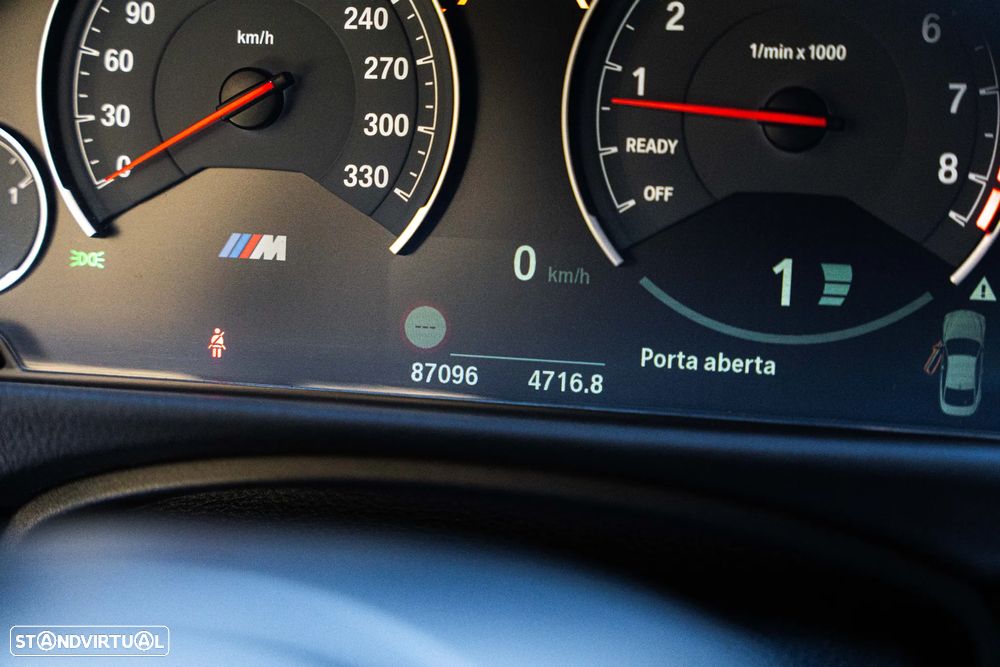 BMW M4 Coupe DKG Competition - 39