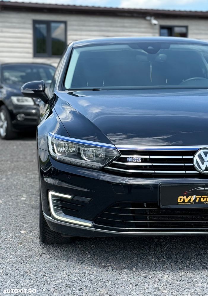 Volkswagen Passat - 38