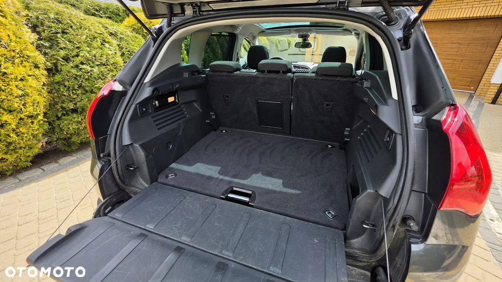 Peugeot 3008 e-HDi FAP 115 EGS6 Stop&Start Allure - 32