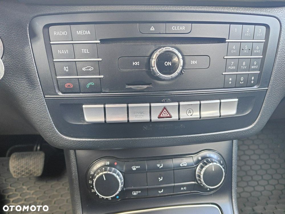 Mercedes-Benz Klasa B 180 d 7G-DCT Edition - 16