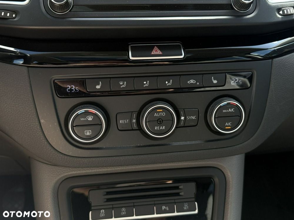 Volkswagen Sharan - 14