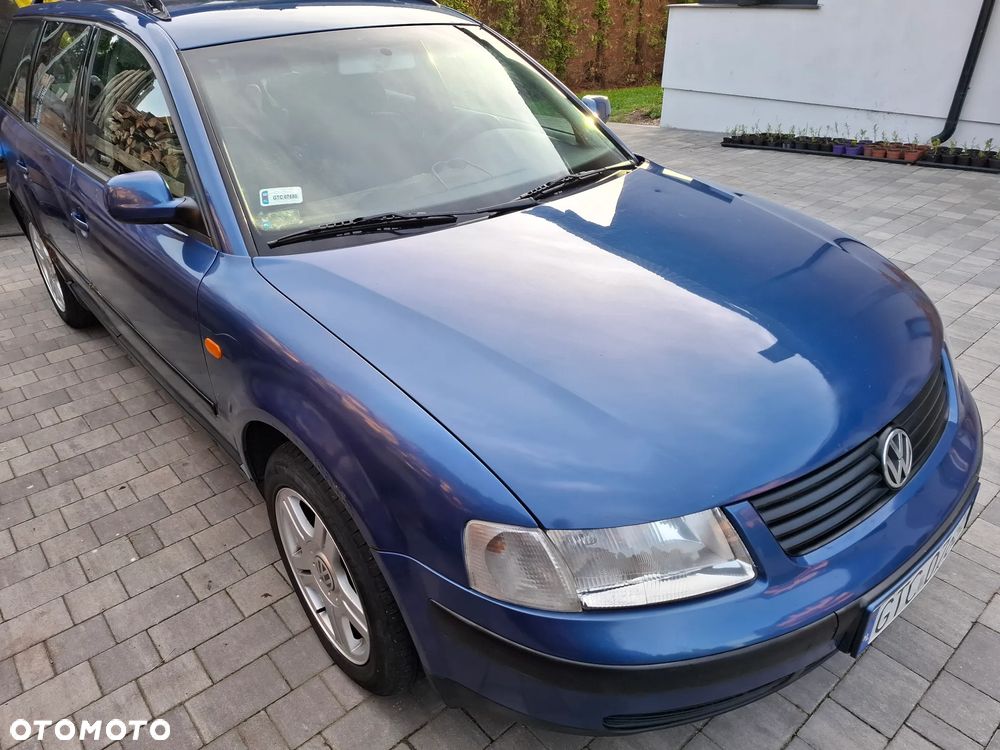 Volkswagen Passat 1.9 TDI Highline - 3