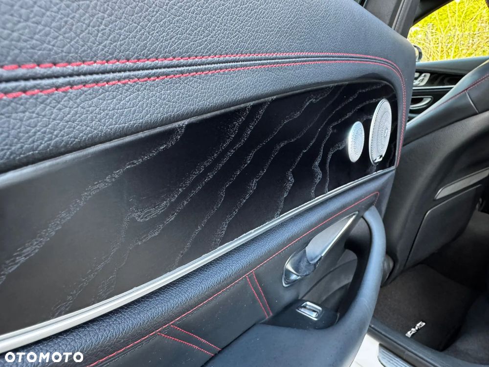 Mercedes-Benz Klasa E 43 AMG 4-Matic - 34