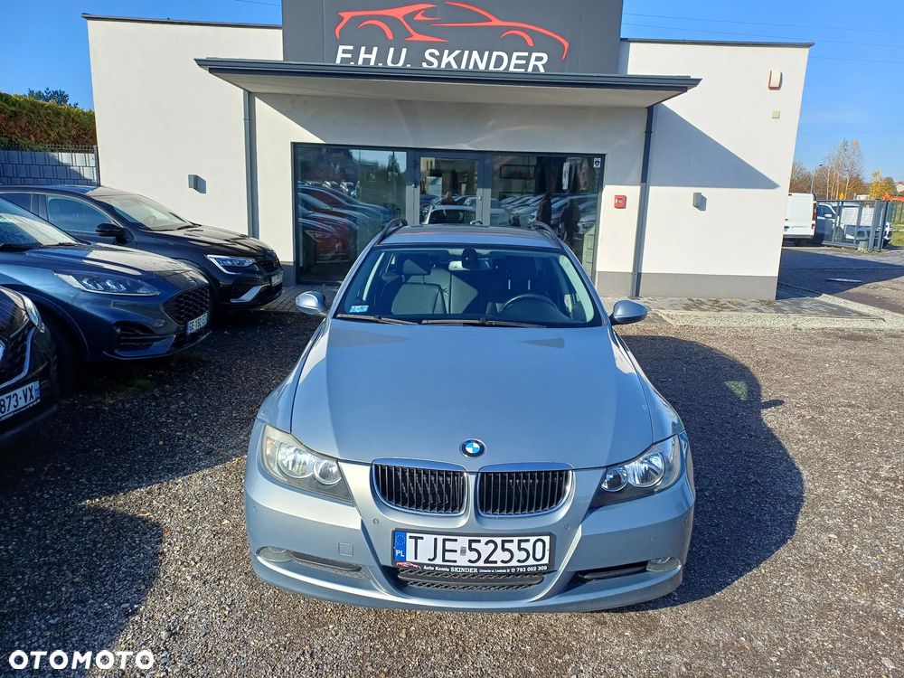 BMW Seria 3 318d - 1