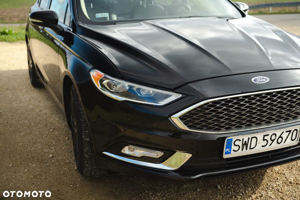 Ford Fusion - 5