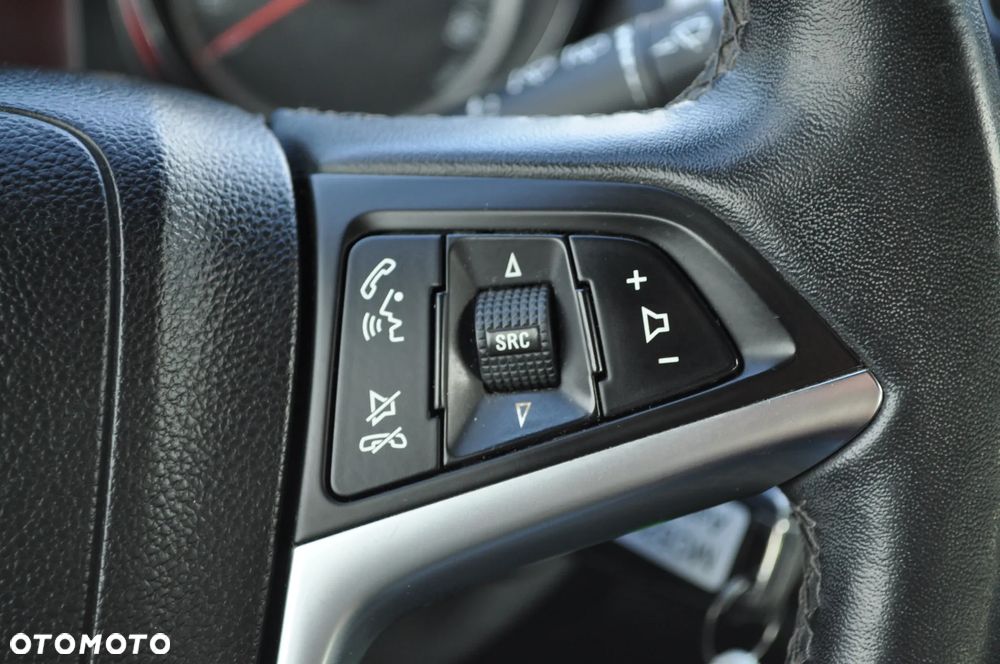 Opel Astra 1.4 Turbo 150 Jahre - 26