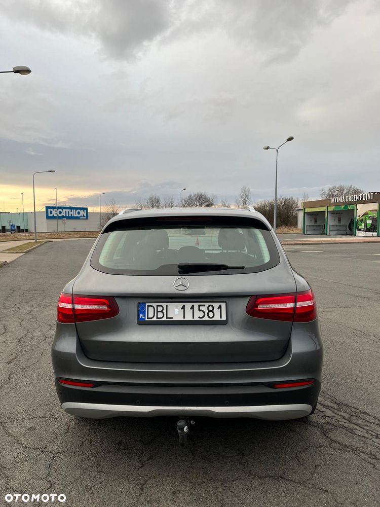 Mercedes-Benz GLC 220 d 4Matic 9G-TRONIC - 6