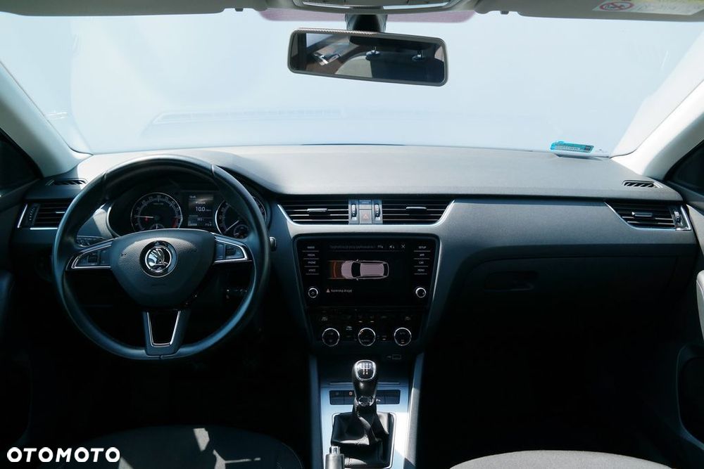 Skoda Octavia 1.6 TDI Ambition - 12