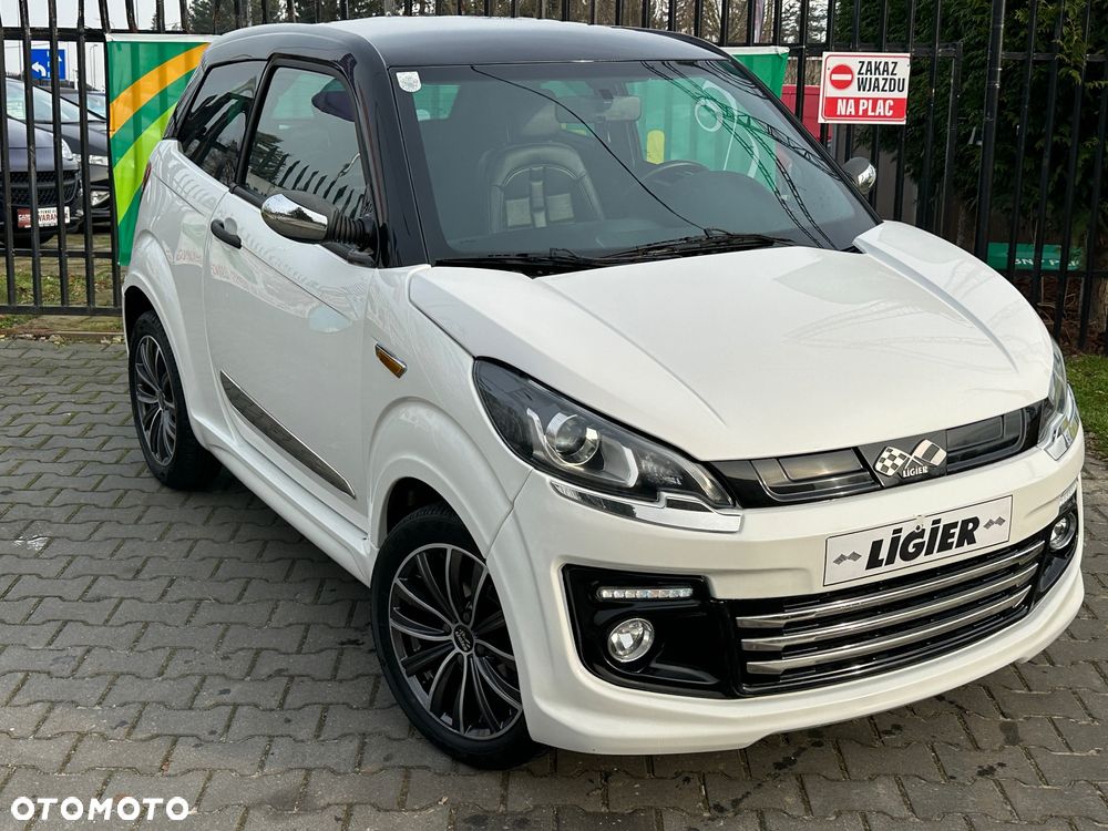 Aixam Crossover - 23