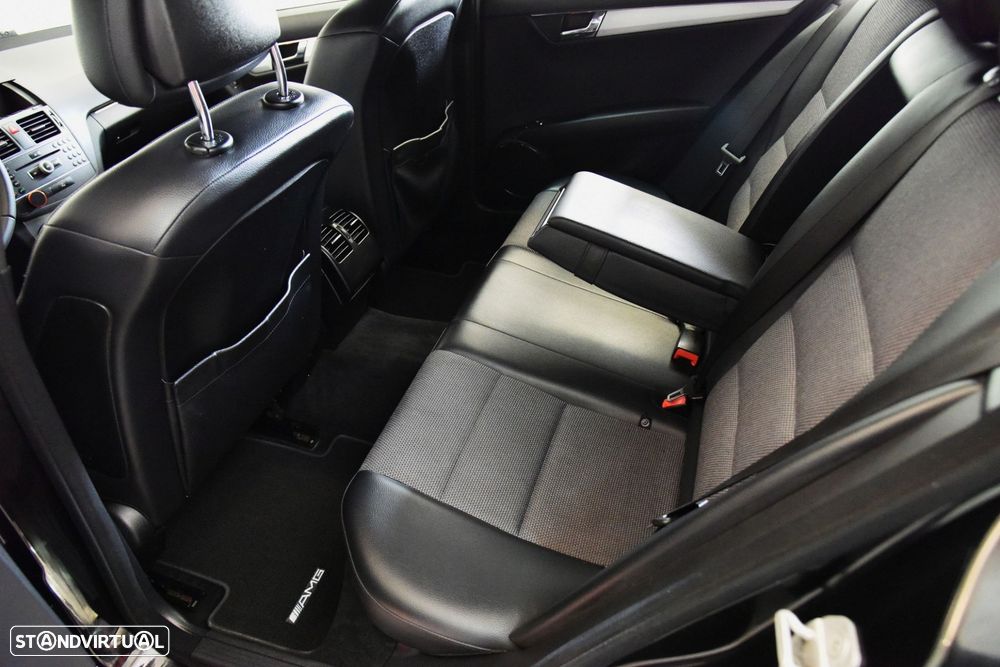 Mercedes-Benz C 220 BlueTEC AMG Line - 25