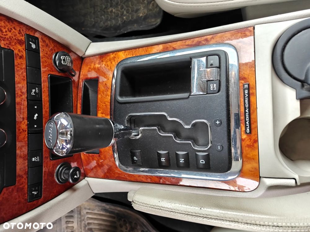 Jeep Commander 3.0 CRD DPF Automatik Overland - 24