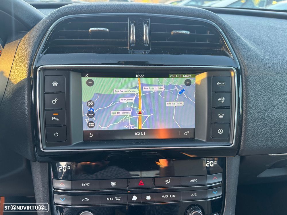 Jaguar F-Pace 2.0 i4D Prestige AWD - 20