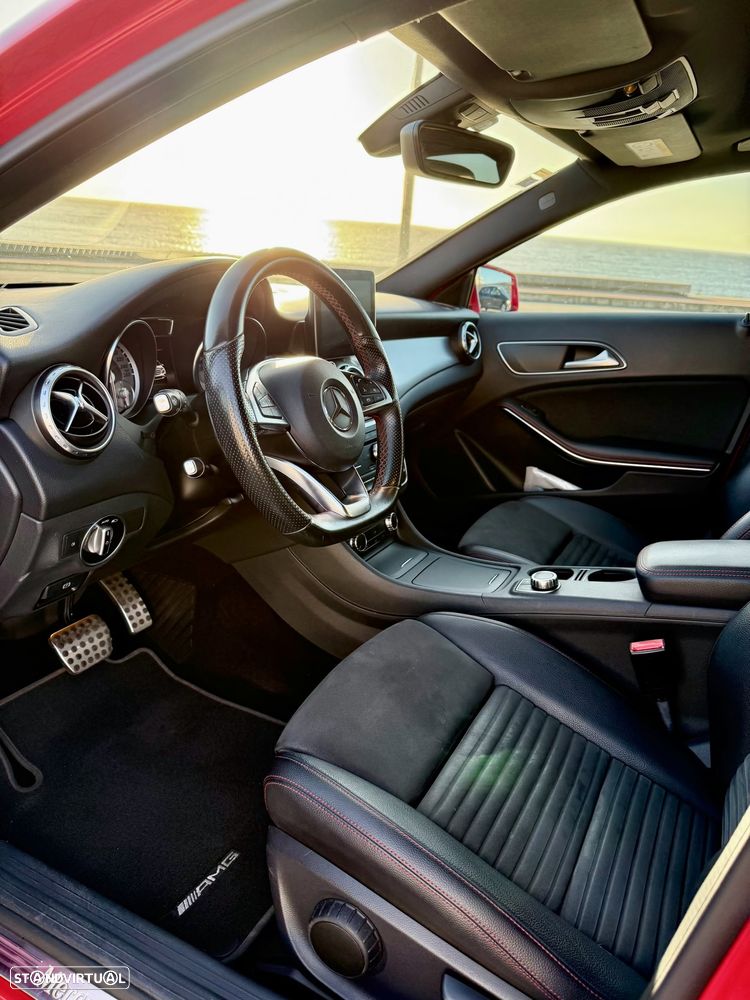 Mercedes-Benz GLA 220 d AMG Line 4-Matic - 8