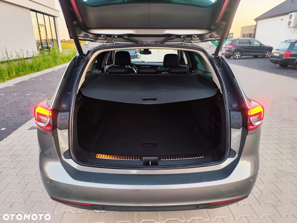 Opel Insignia 2.0 Business Innovation - 11