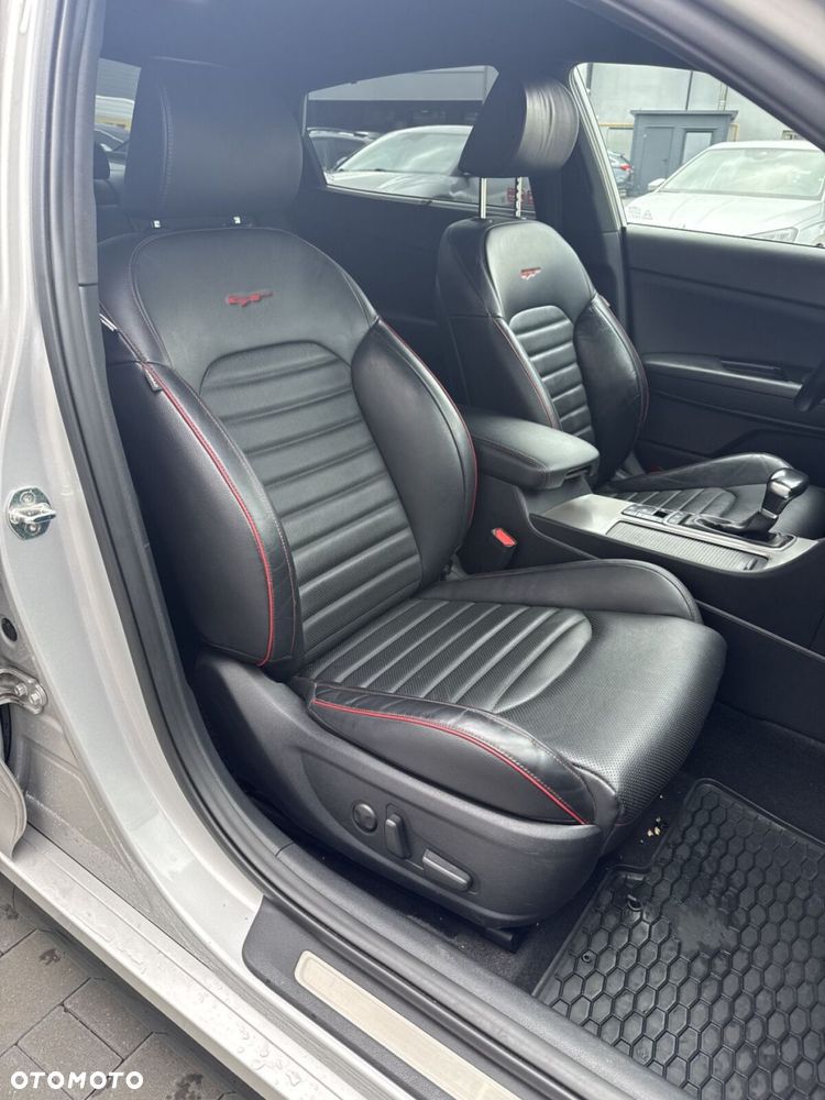 Kia Optima 2.0 T-GDI GT - 28