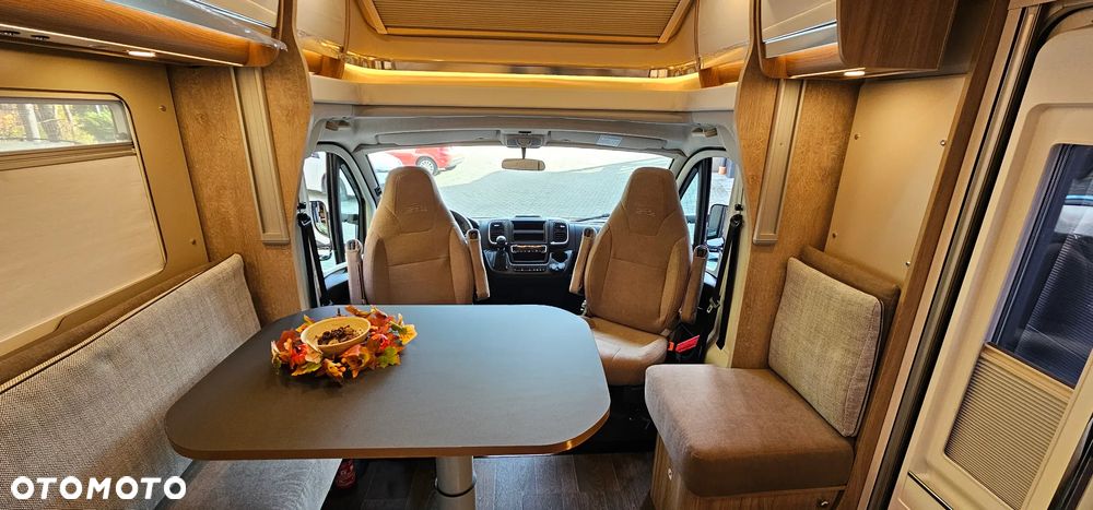 Laika ECOVIP L3009 PÓŁINTEGRA FULL LED HYMER GR. FIAT DUCATO OD RĘKI - 10