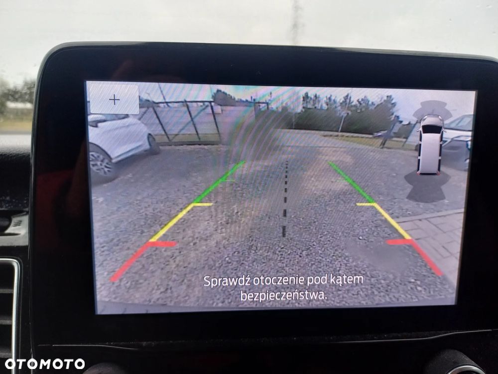 Ford Tourneo Custom - 29