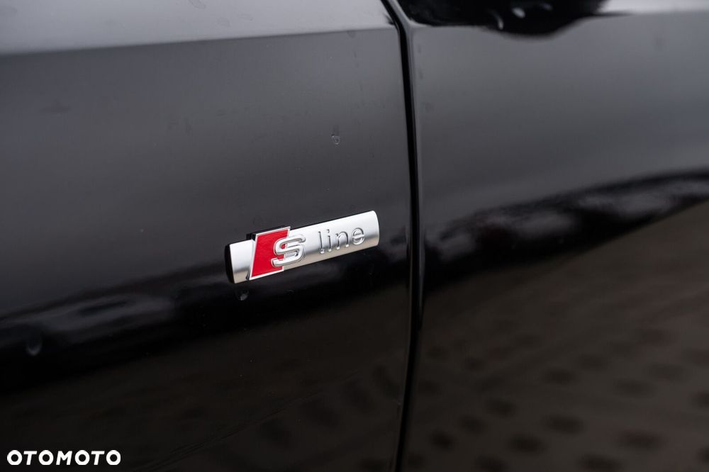 Audi Q8 - 8
