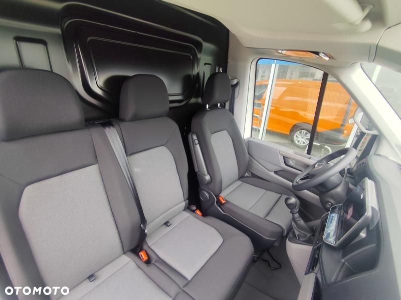Volkswagen Crafter - 11