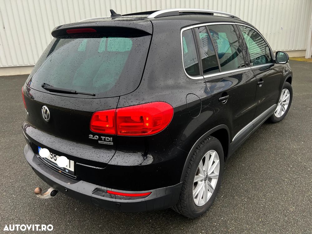 Volkswagen Tiguan 2.0 TDI DPF 4Motion BlueMotion Technology DSG Lounge Sport & Style - 4