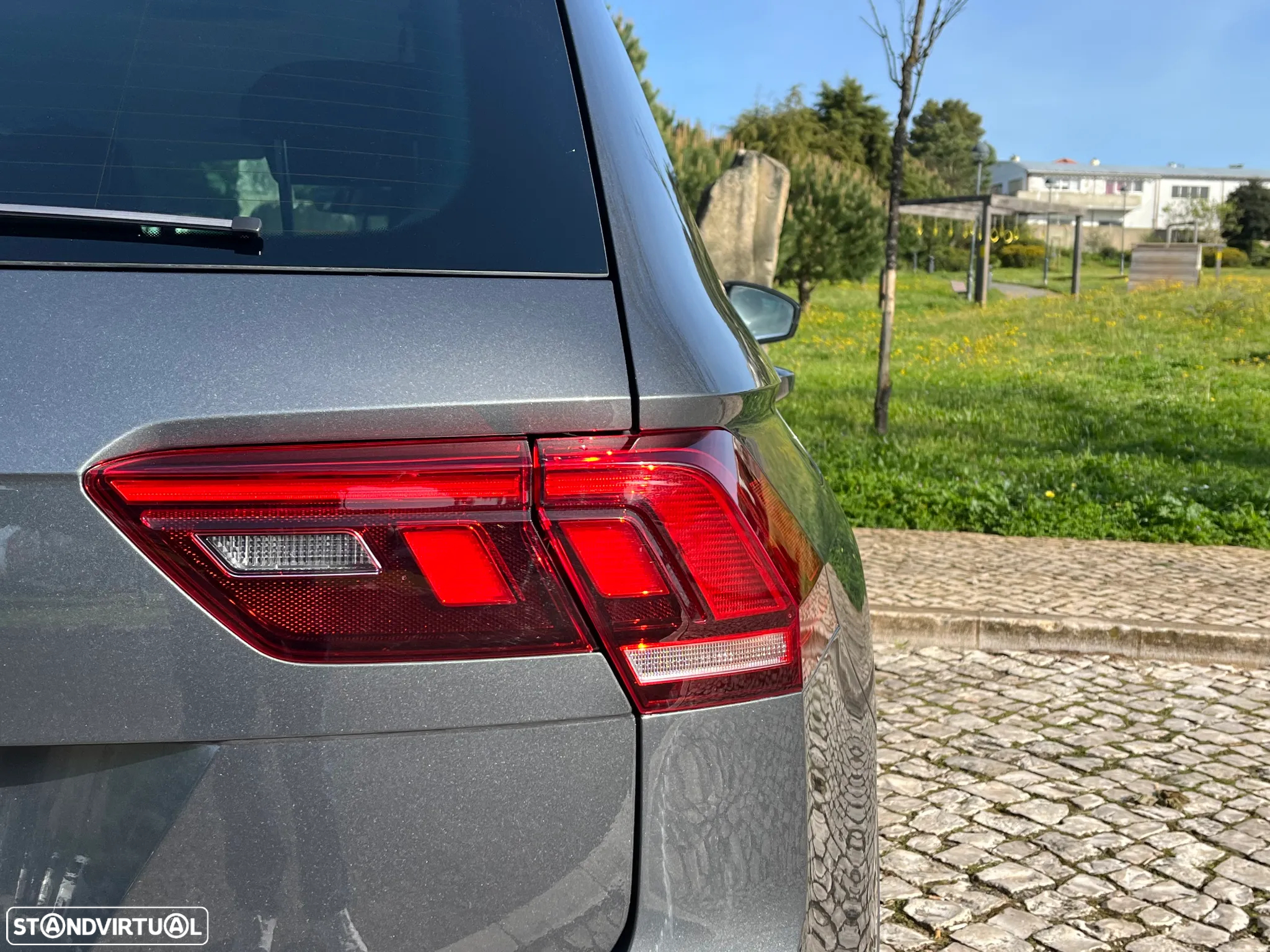 VW Tiguan 1.6 TDI Confortline - 14