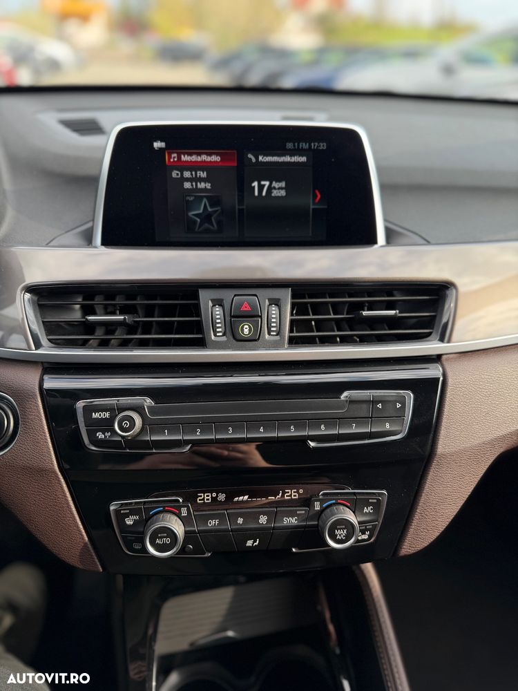 BMW X1 sDrive16d xLine - 11