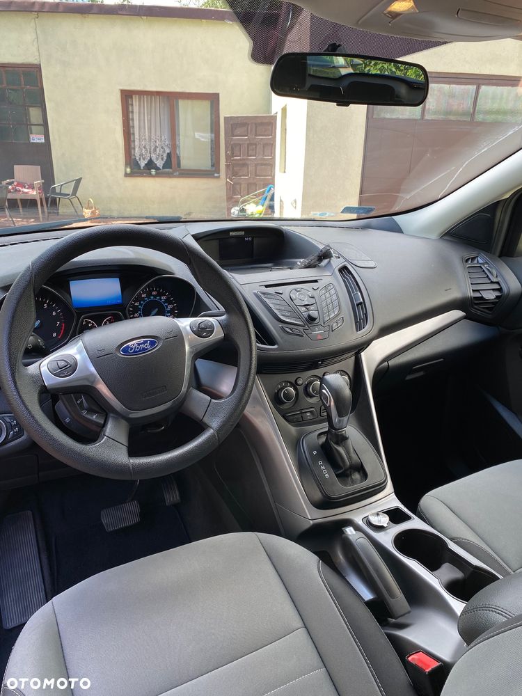 Ford Kuga - 8