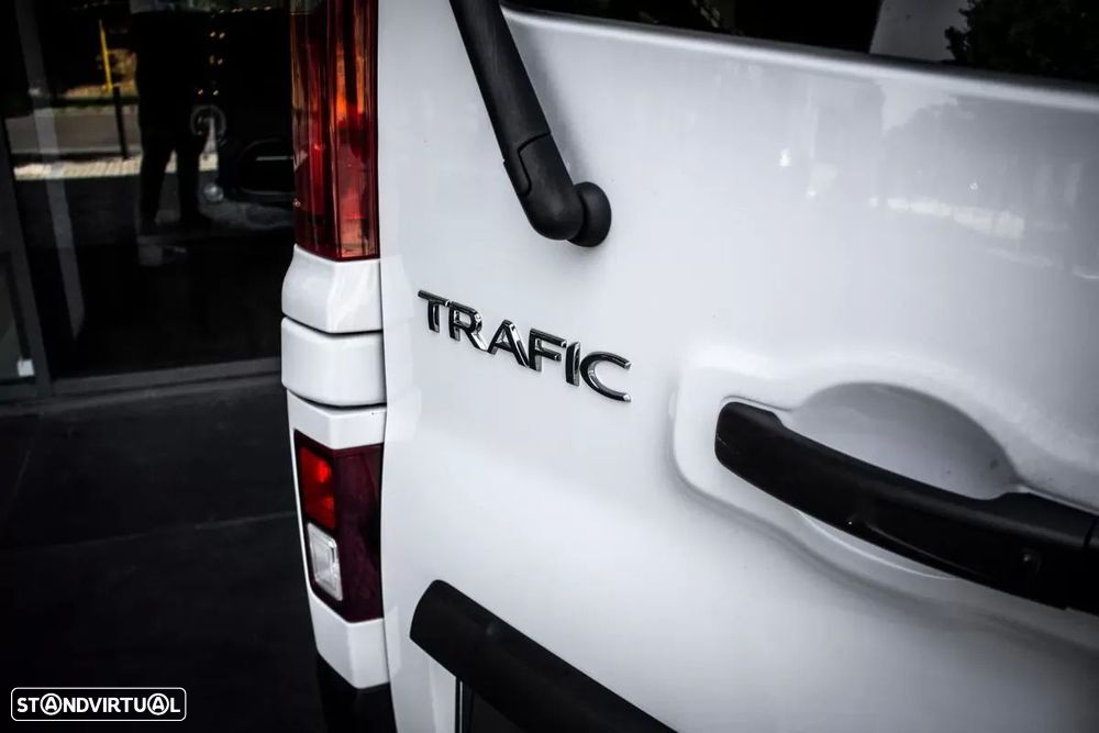 Renault Trafic 2.0 Blue dCi L1 Equilibre - 11