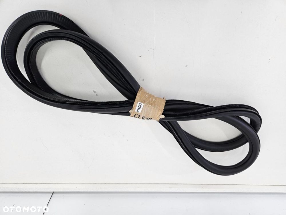 Uszczelka VW ID.3 id3 Cupra Born guma drzwi lewych tylnych wewnętrzna 10a867913 - 1