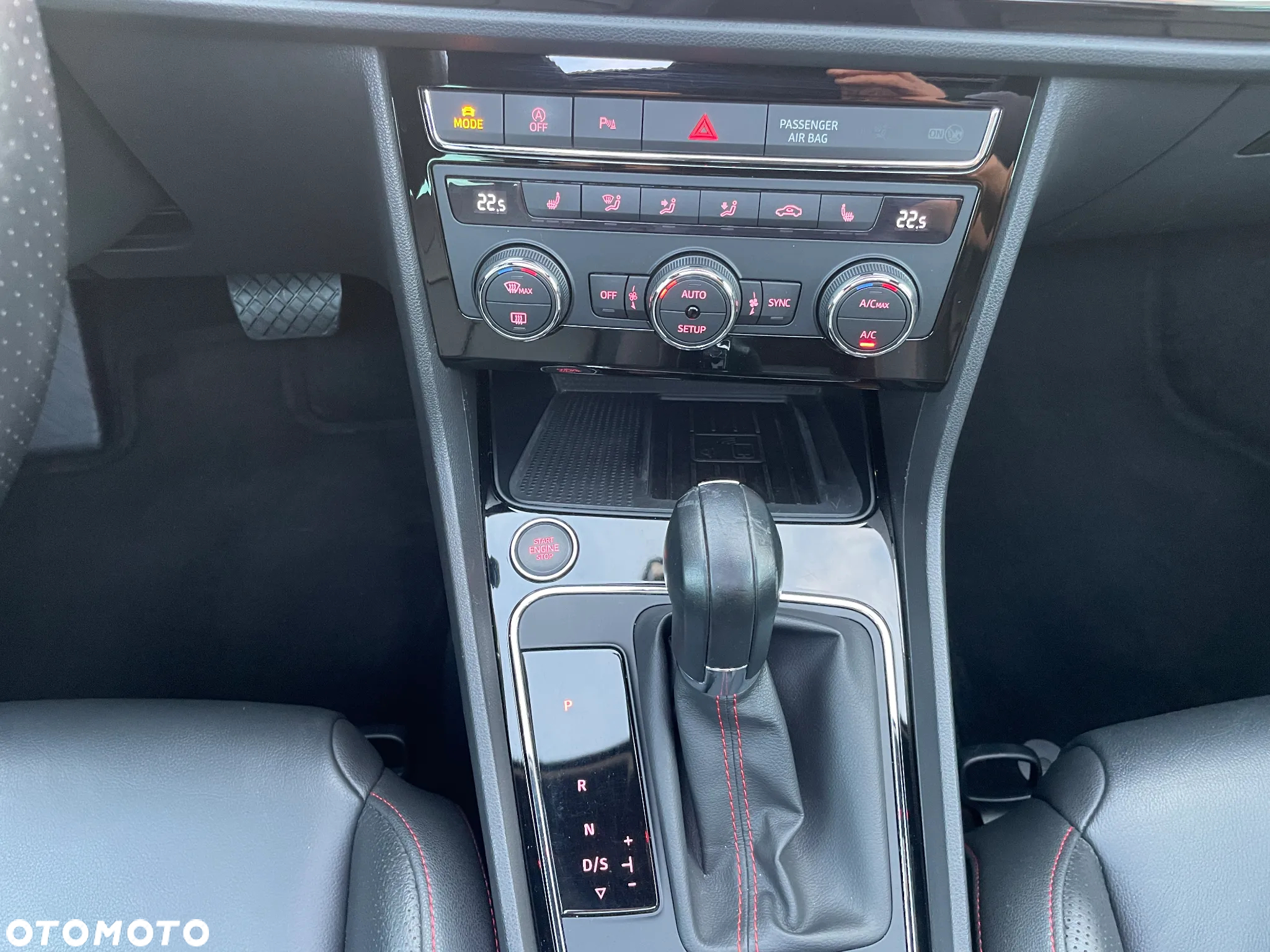 Seat Leon Sportstourer 2.0 TSI OPF DSG FR Plus - 20