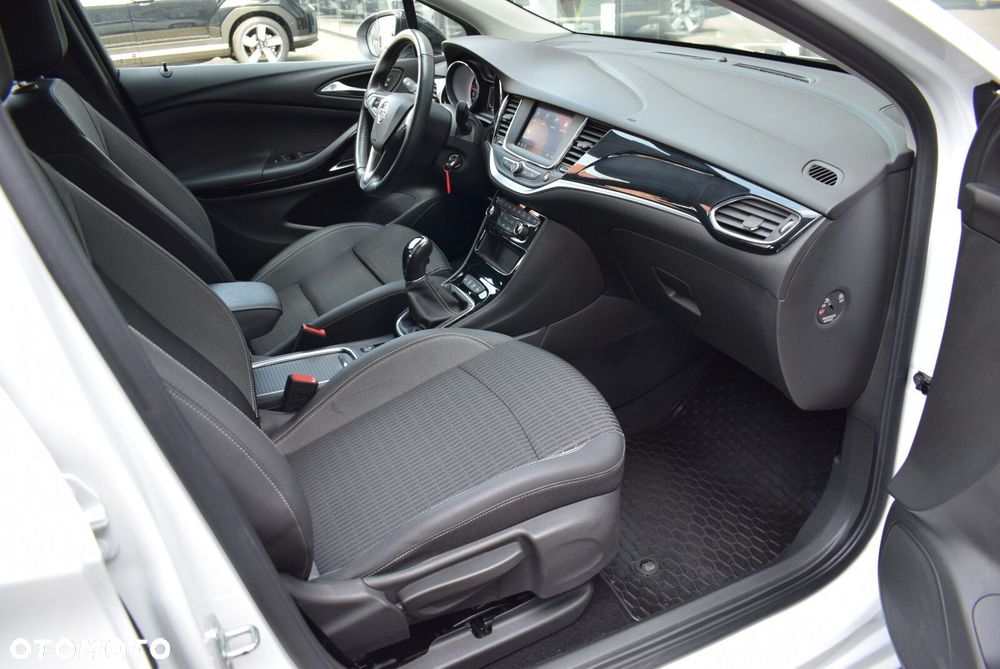 Opel Astra 1.2 T Business Elegance S&S - 13
