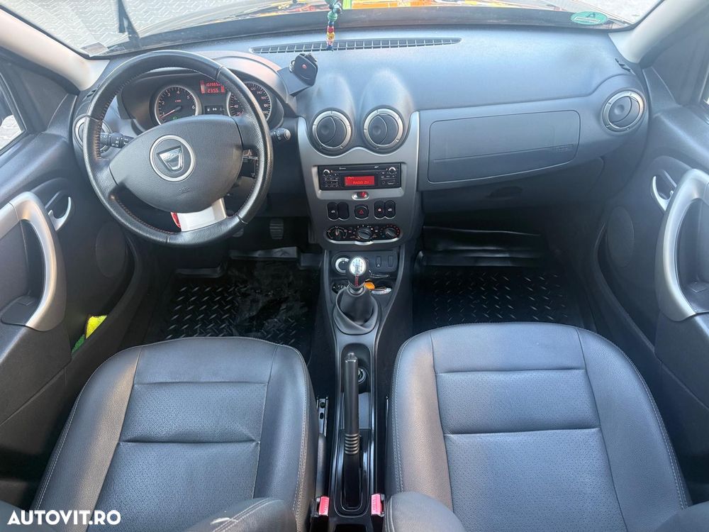 Dacia Duster dCi 110 FAP 4x4 Prestige - 9