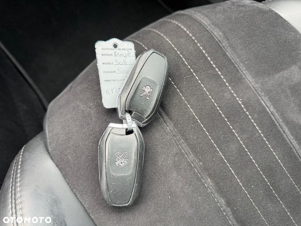 Peugeot 308 BlueHDi 120 EAT6 Stop & Start Active Business-Paket - 20