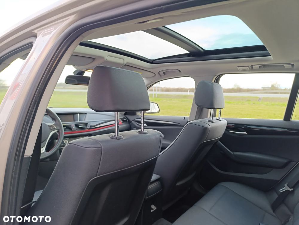 BMW X1 sDrive18d Sport Line - 25
