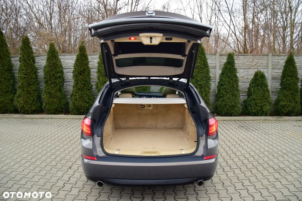 BMW 5GT 535d xDrive Luxury Line - 13