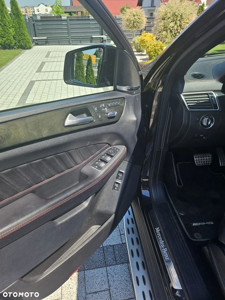 Mercedes-Benz GLE - 15