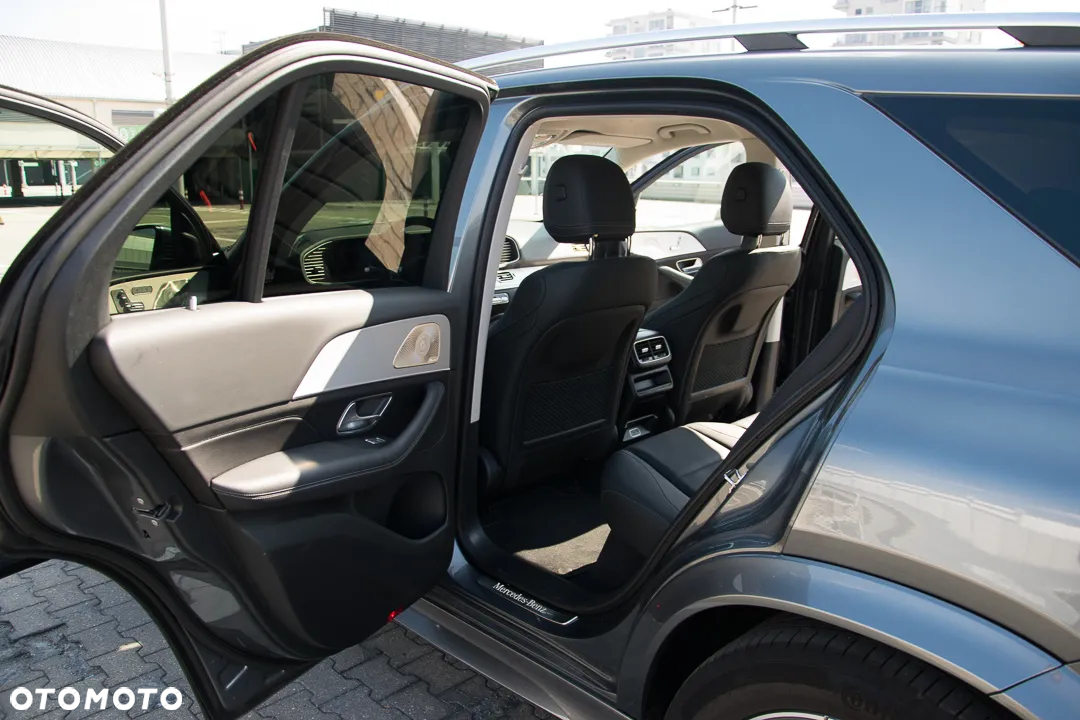 Mercedes-Benz GLE 300 d 4-Matic - 11