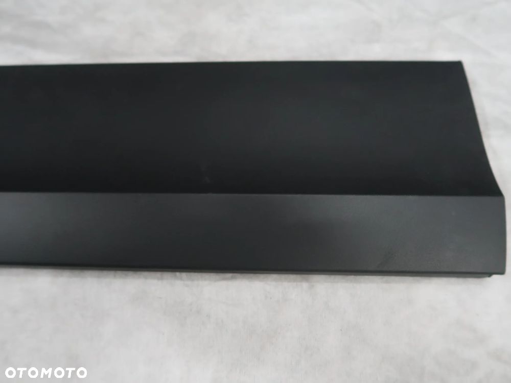 Listwa Drzwi VW 2GM854939C - 2