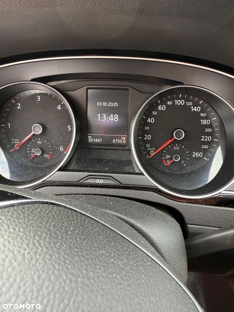 Volkswagen Passat 2.0 TDI DSG (BlueMotion Technology) Comfortline - 10