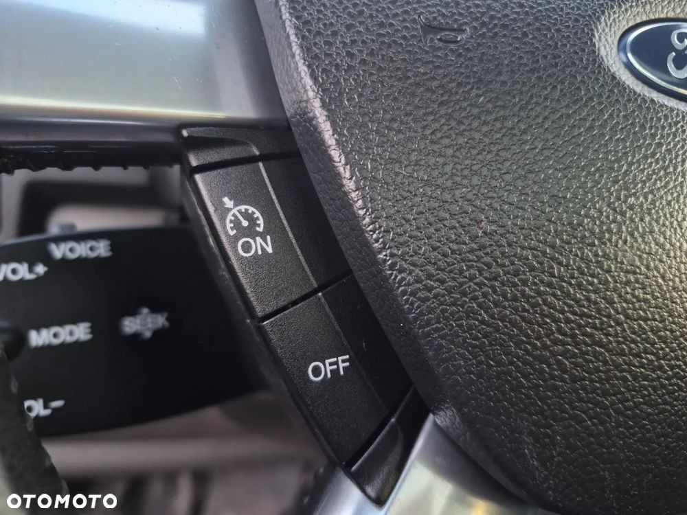 Ford Kuga 2.0 TDCi 4x4 Titanium - 22