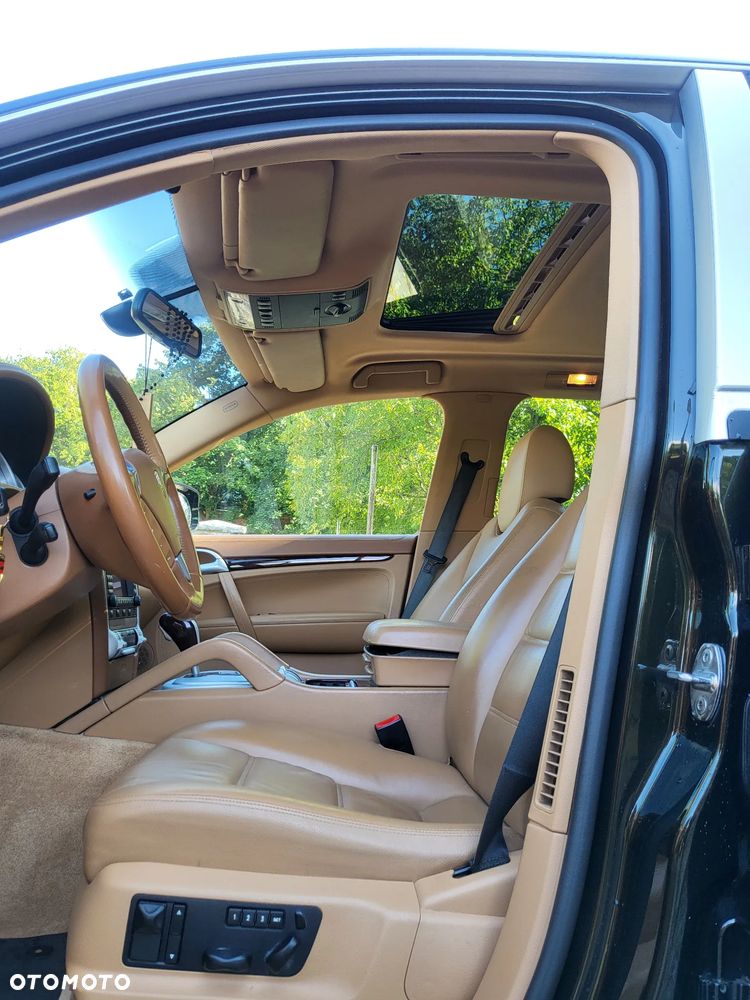 Porsche Cayenne S Tiptronic - 11