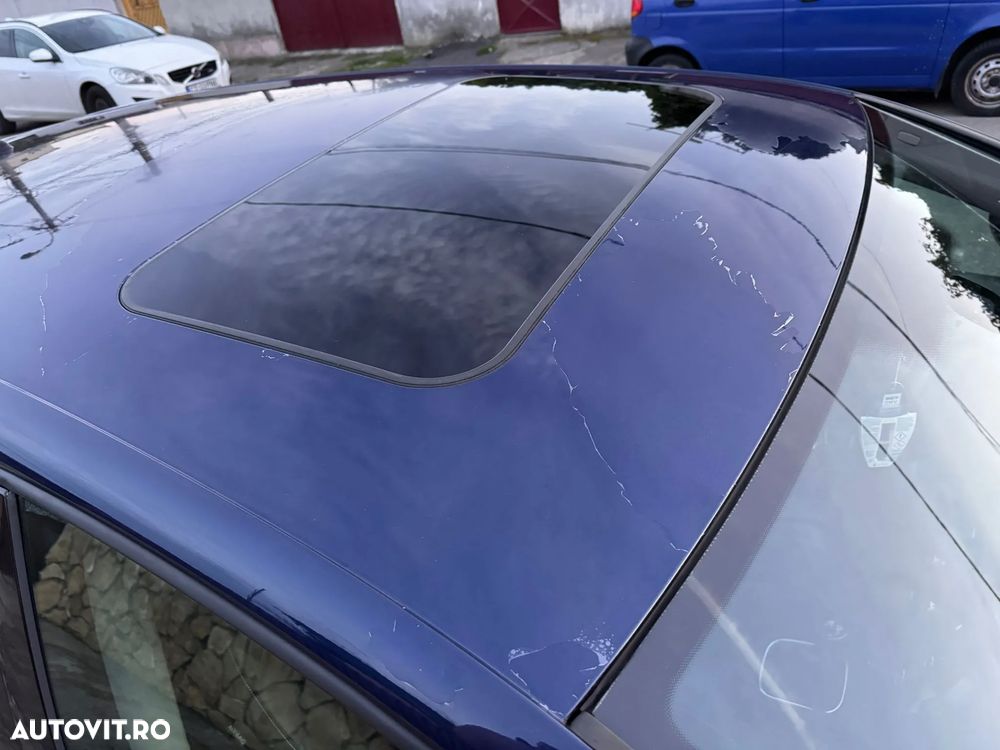 Volkswagen Golf 2.0 TDI DPF MATCH - 34